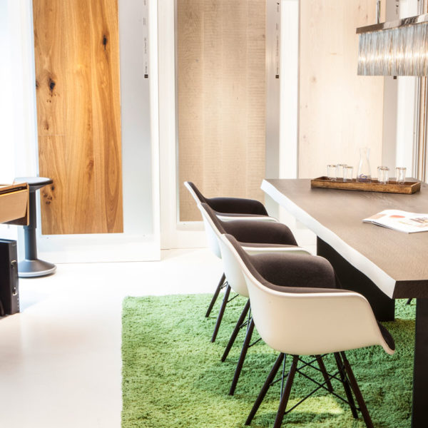 Urban & Hörtreiter – Showroom – Parkettstudio